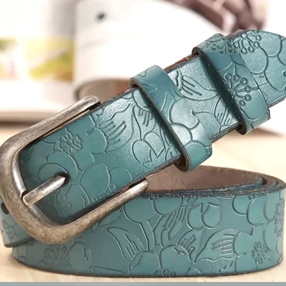 Leather Turquoise Belt with Floral Engraved Pattern - Picture 3 of 4
